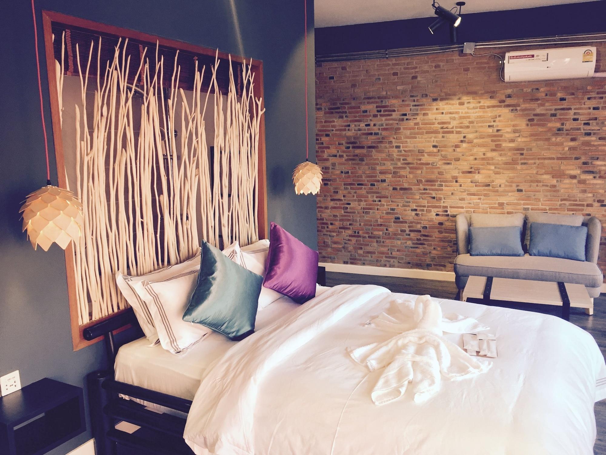 Joyful Thai Boutique Hotel Chiang Mai Exterior photo